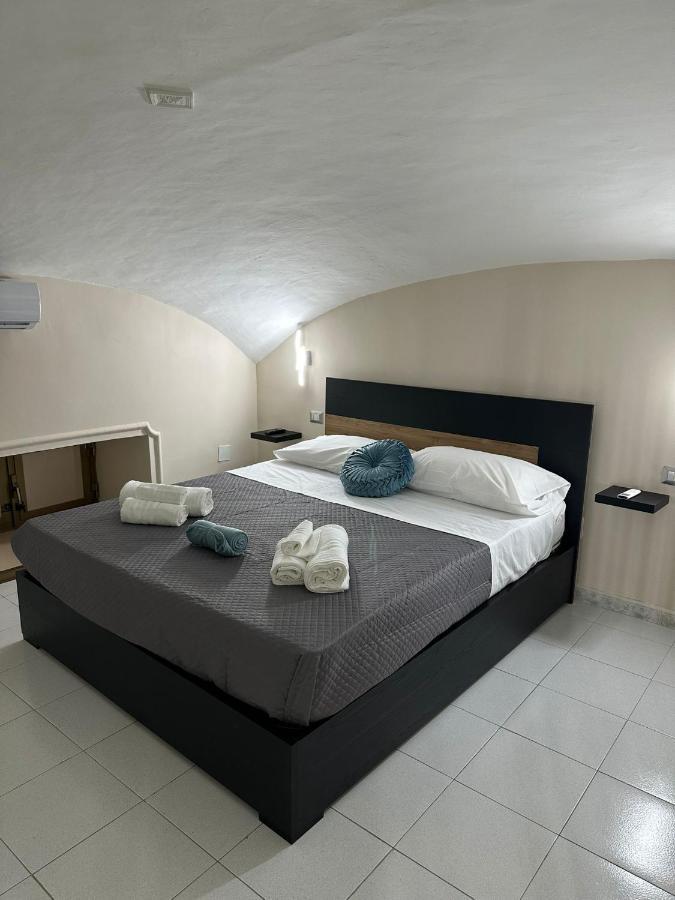 Napoli Centro - La Casa Di Sasa Bed & Breakfast Exterior foto